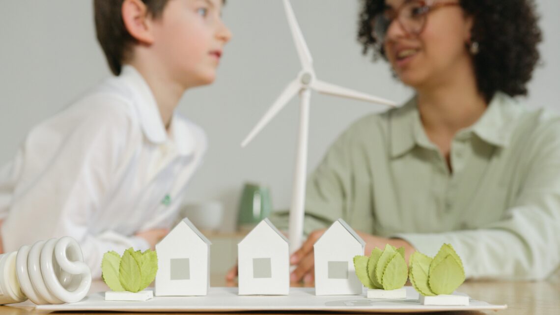 Implementing Sustainable Practices: The Impact of Green Technology in Educational Institutions